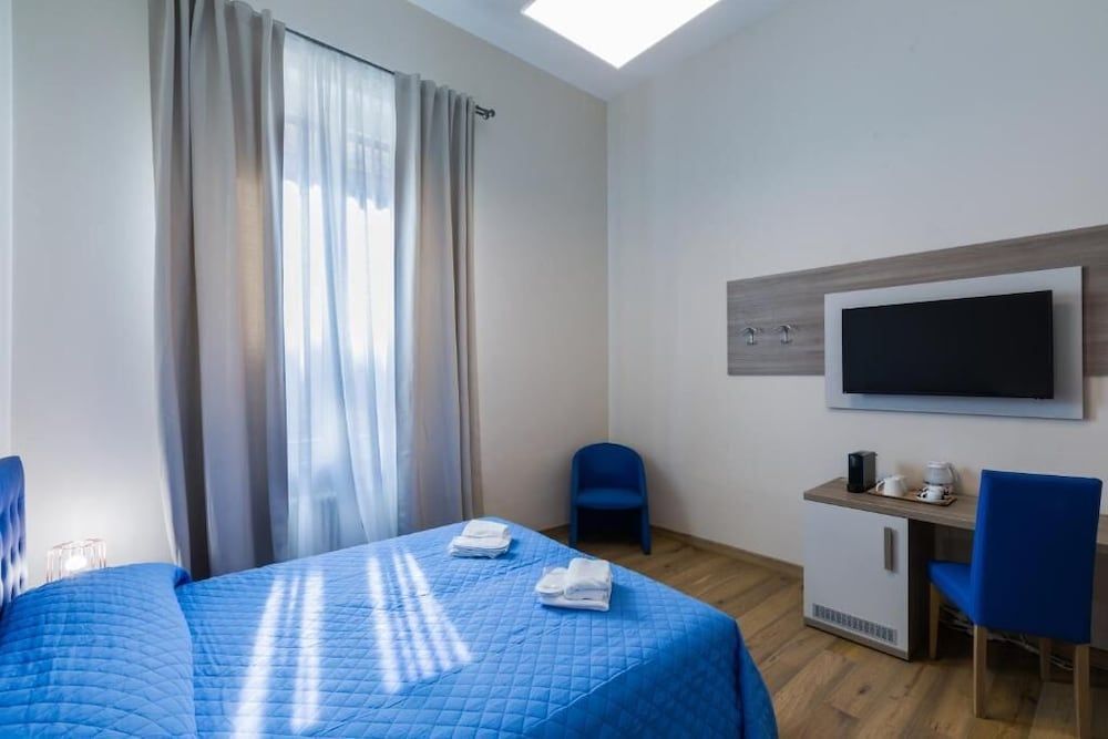 VRooms All'Angolo Del Duomo Deluxe Triple Room 4