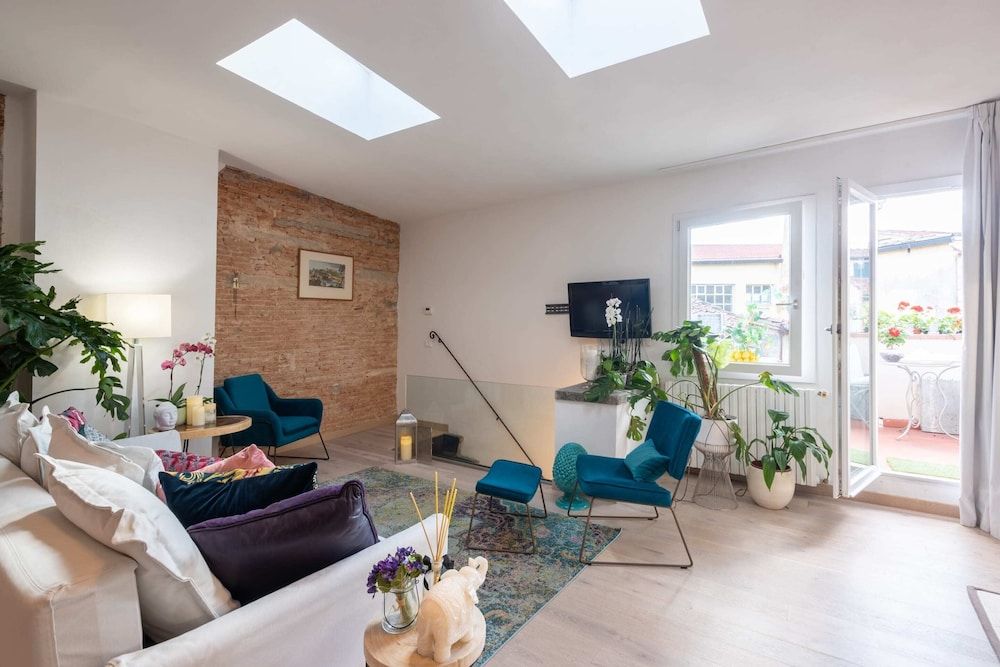 Design Loft in Florence - Hosted by Sweetstay Basic Loft, 1 Double Bed with Sofa bed 27