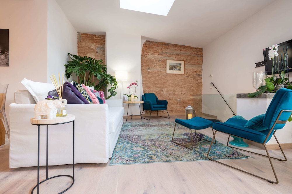 Design Loft in Florence - Hosted by Sweetstay Basic Loft, 1 Double Bed with Sofa bed 43