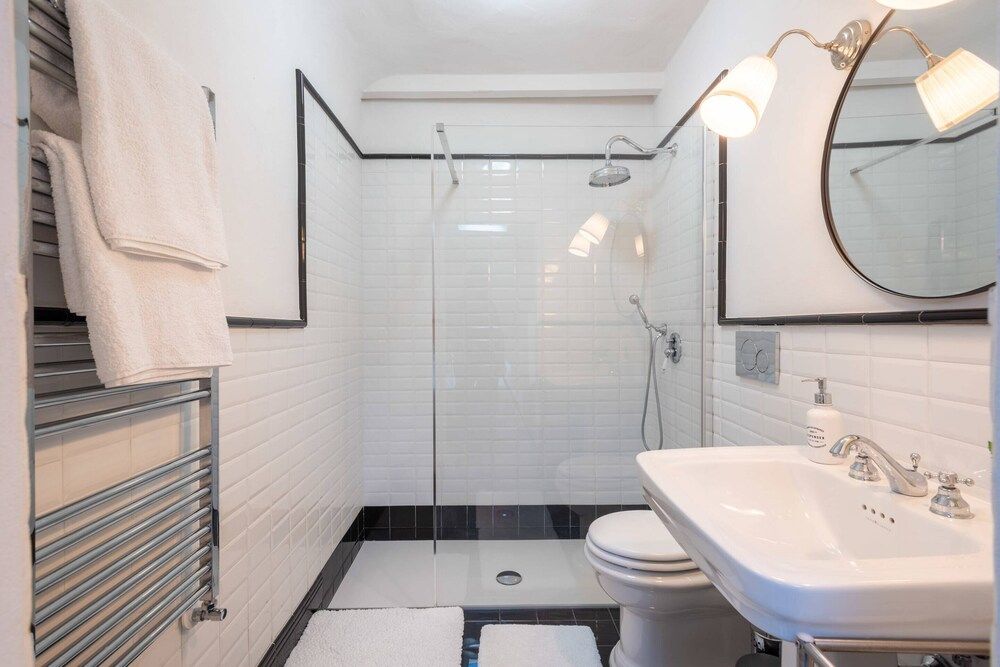 Design Loft in Florence - Hosted by Sweetstay Basic Loft, 1 Double Bed with Sofa bed 33