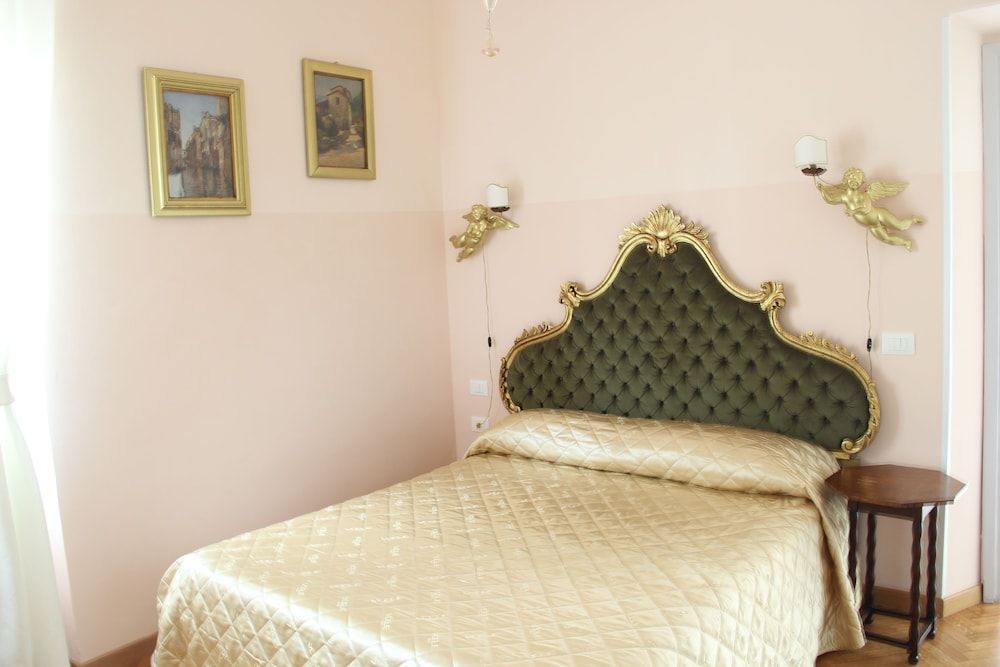 undefined Florence Moreno's Home 2