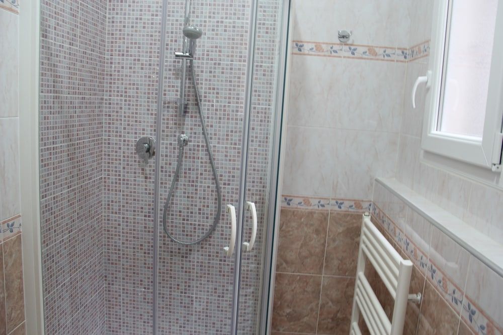 undefined Florence Moreno's Home 7