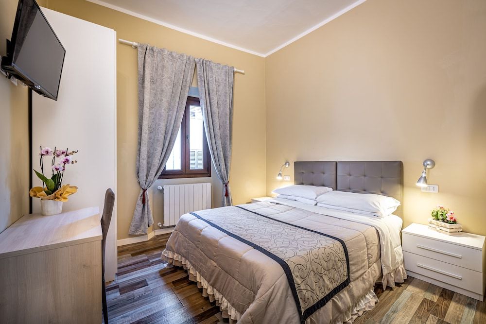 Residenza Fanti Standard Double or Twin Room 4