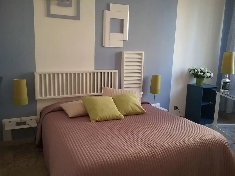 undefined Mascagni Rooms 10