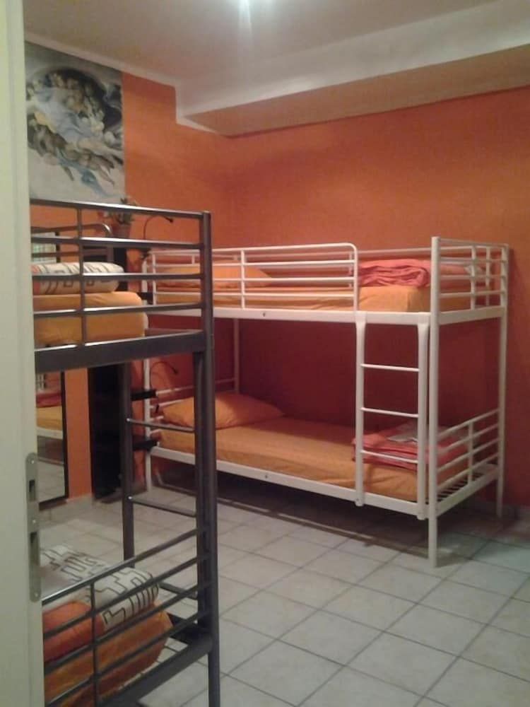 Emerald Fields Shared Dormitory, Mixed Dorm, Accessible (4 Pax) 2
