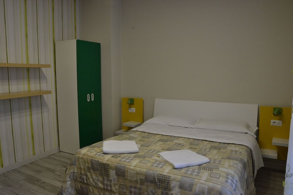 undefined Leonardo Tourist House 6