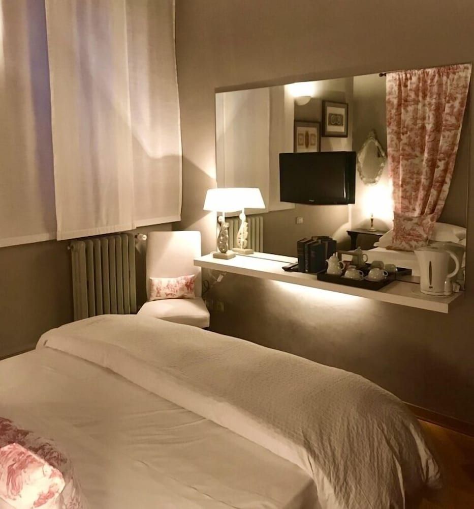 Capri Moon Guest House Double Room 2