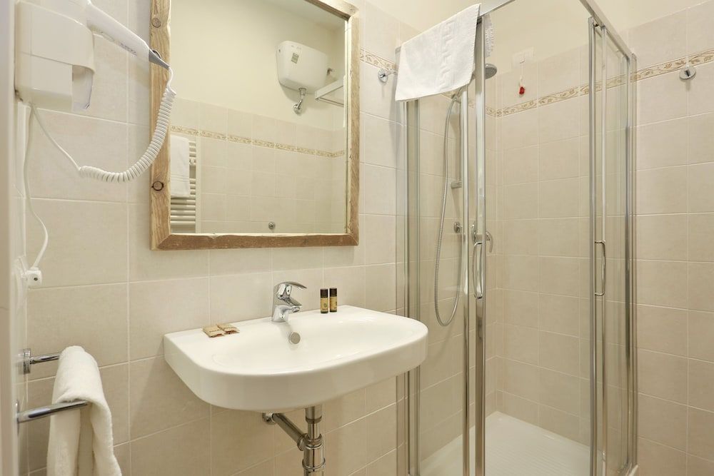 Tornabuoni Boutique Double Room 12