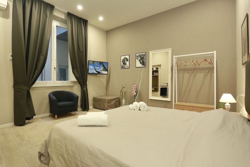 Tornabuoni Boutique Family Suite, 2 Bedrooms 2