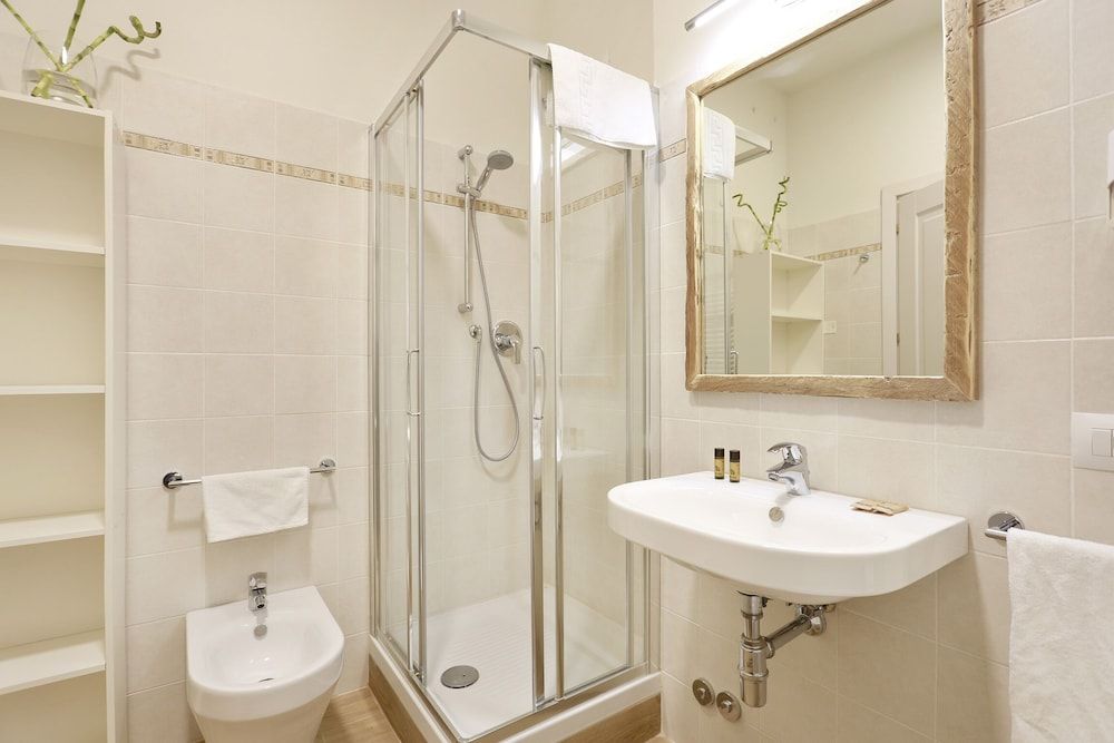 Tornabuoni Boutique Double Room 11