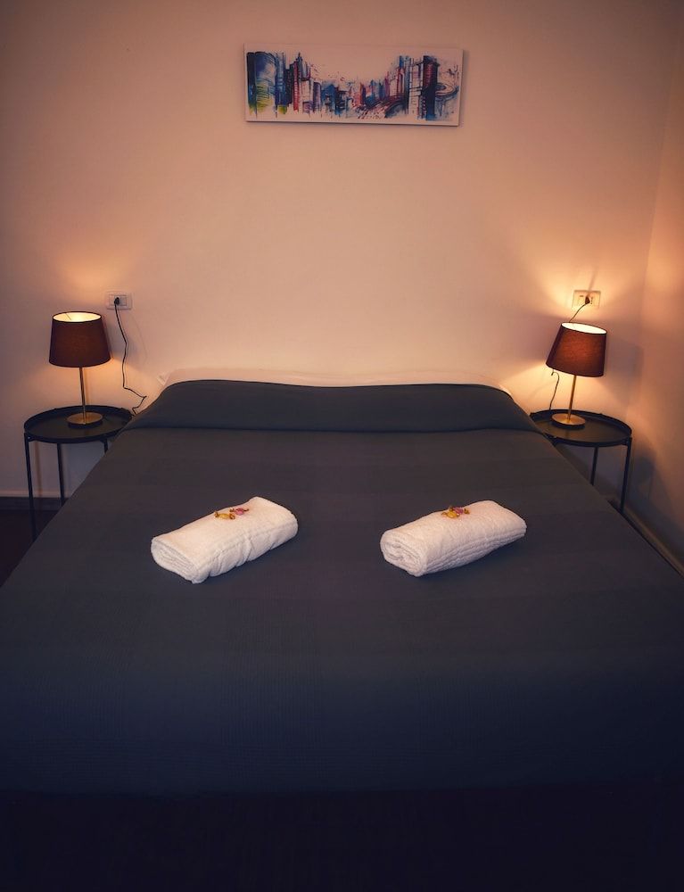 undefined Holiday Rooms Florence 4