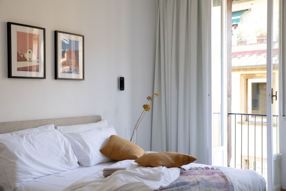 Bob W Ponte Vecchio Premium Apartment 21