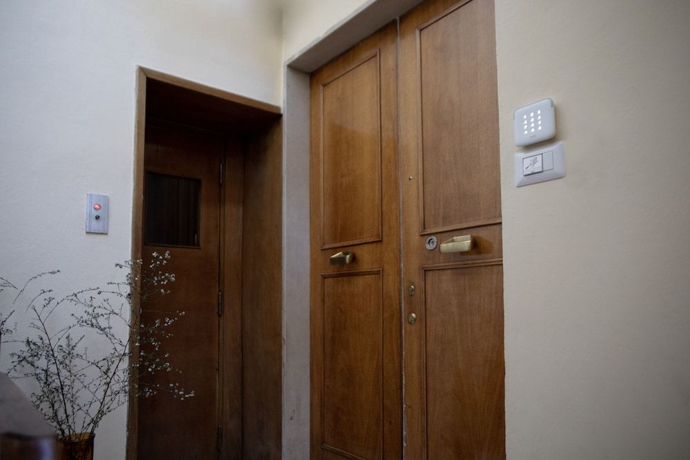 Bob W Ponte Vecchio Premium Apartment 12