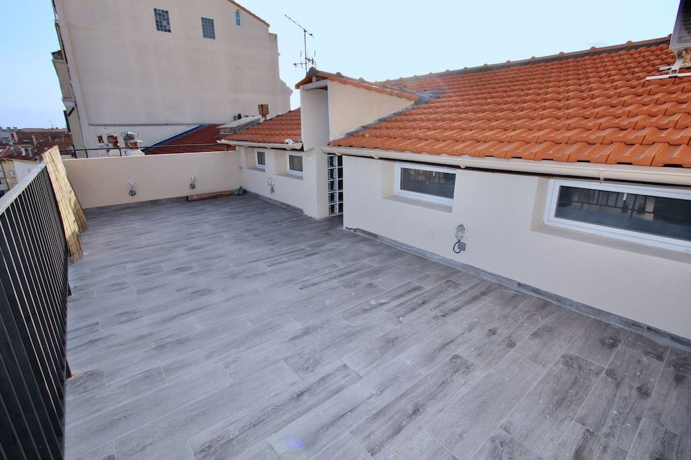 Cannes Luxury Residence Rentals Penthouse 12