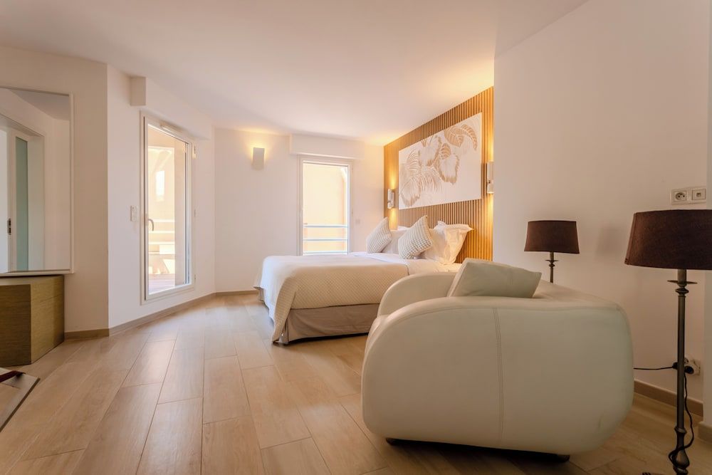 undefined Traverse des Artistes 8