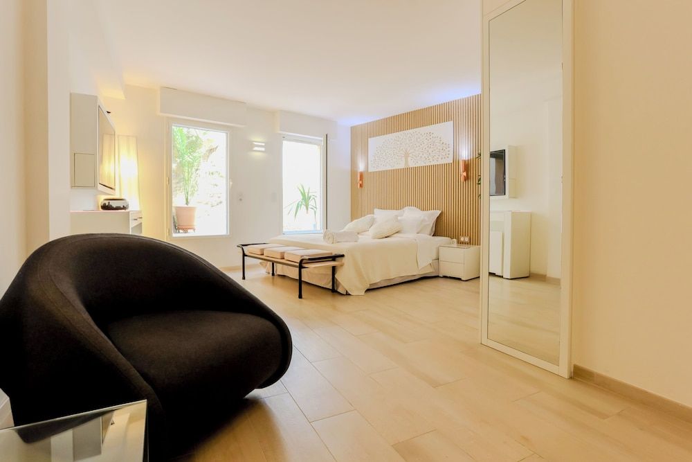 undefined Traverse des Artistes 3