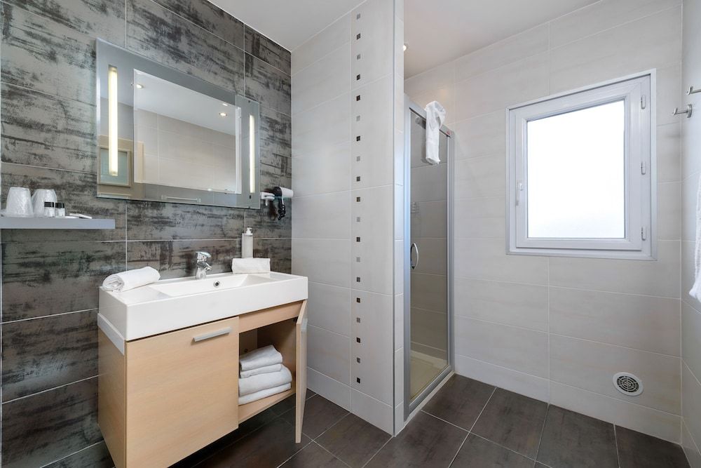 Appart’Hôtel La Villa Carnot Cannes Apartment, Terrace 8