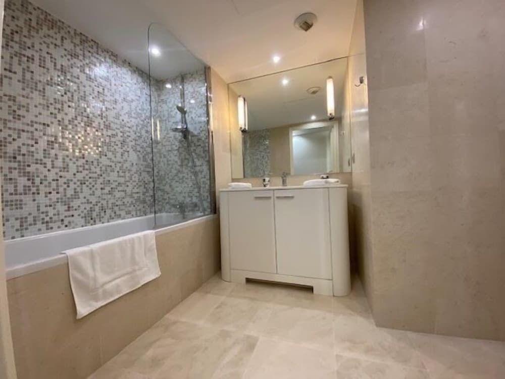 Résidence Carlton Riviera Apartment, 2 Bedrooms 6