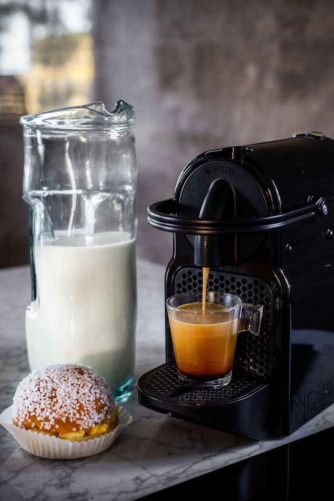 Sweet Inn - Villa Alexandra Deluxe Apartment 17