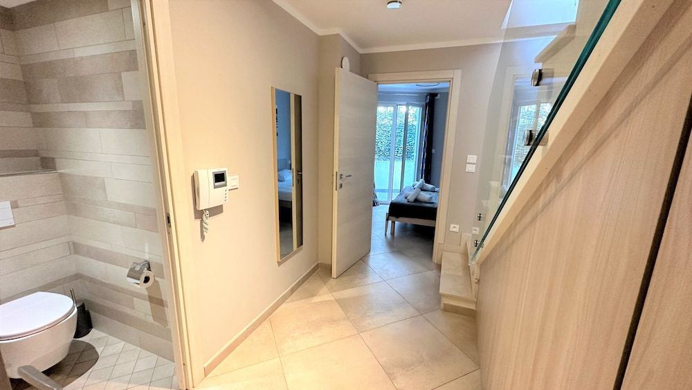 Le Midi 8 Junior Apartment, 2 Bedrooms, Terrace, Sea View 7