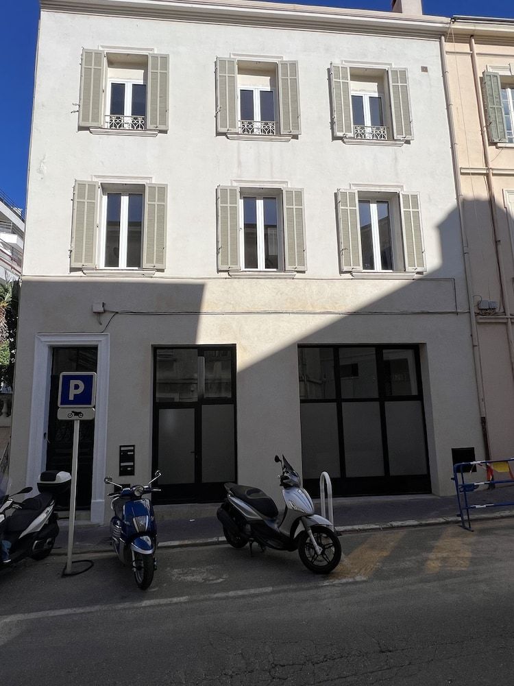 undefined VILLA MARINA CANNES 6