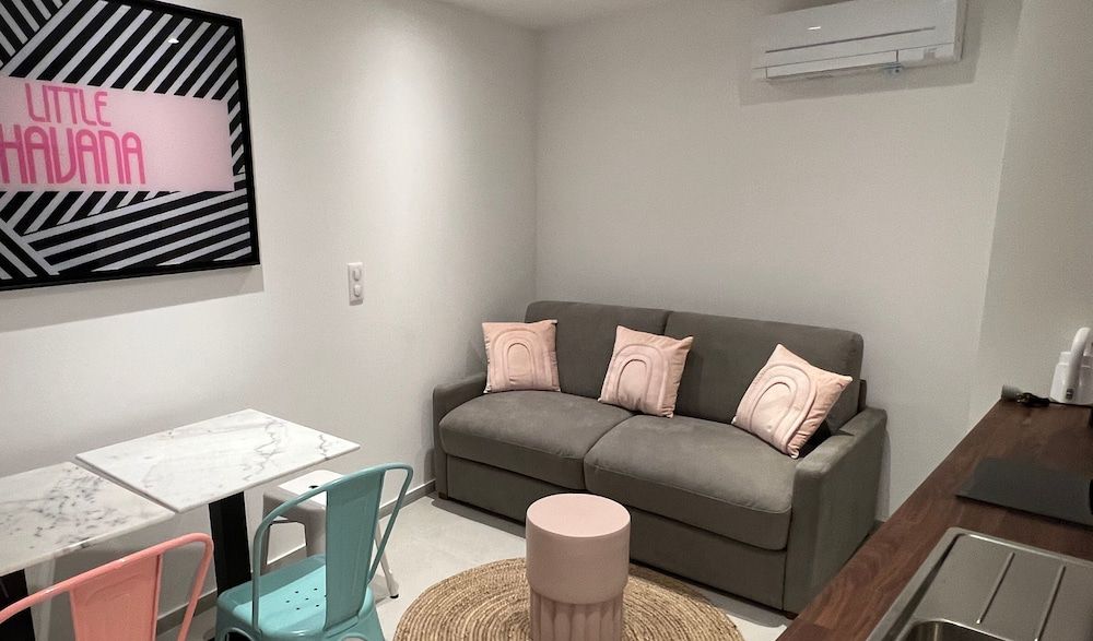 VILLA MARINA CANNES Deluxe Apartment, 1 Bedroom (DOWNTOWN) 3