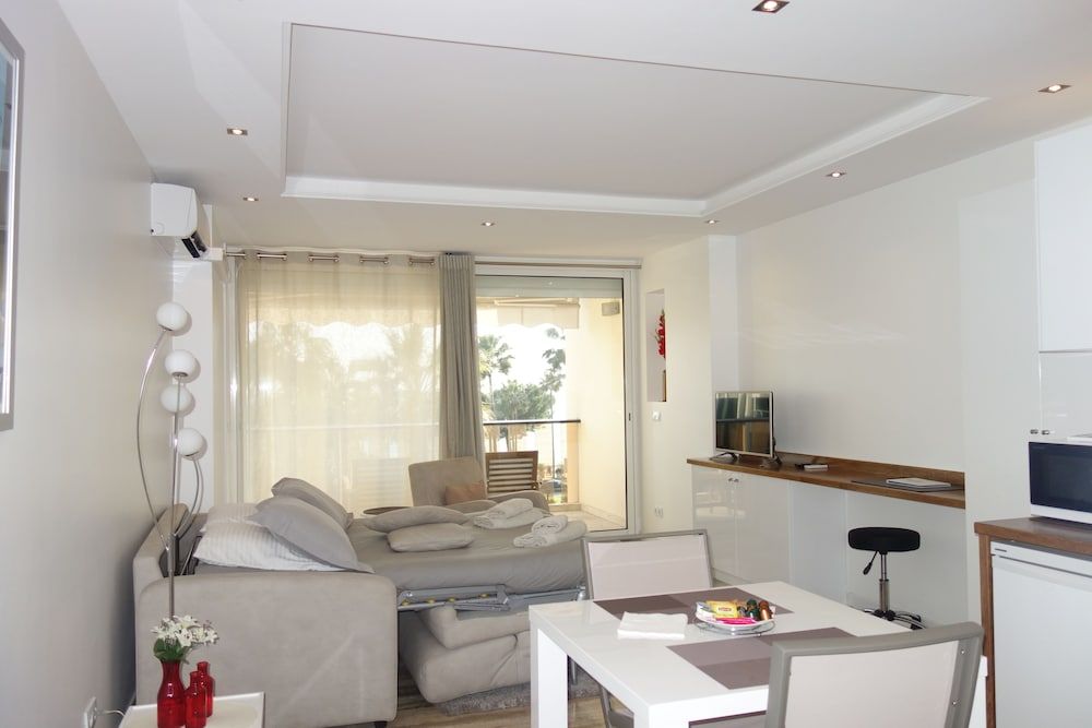 undefined Studio Grand hôtel Croisette 10