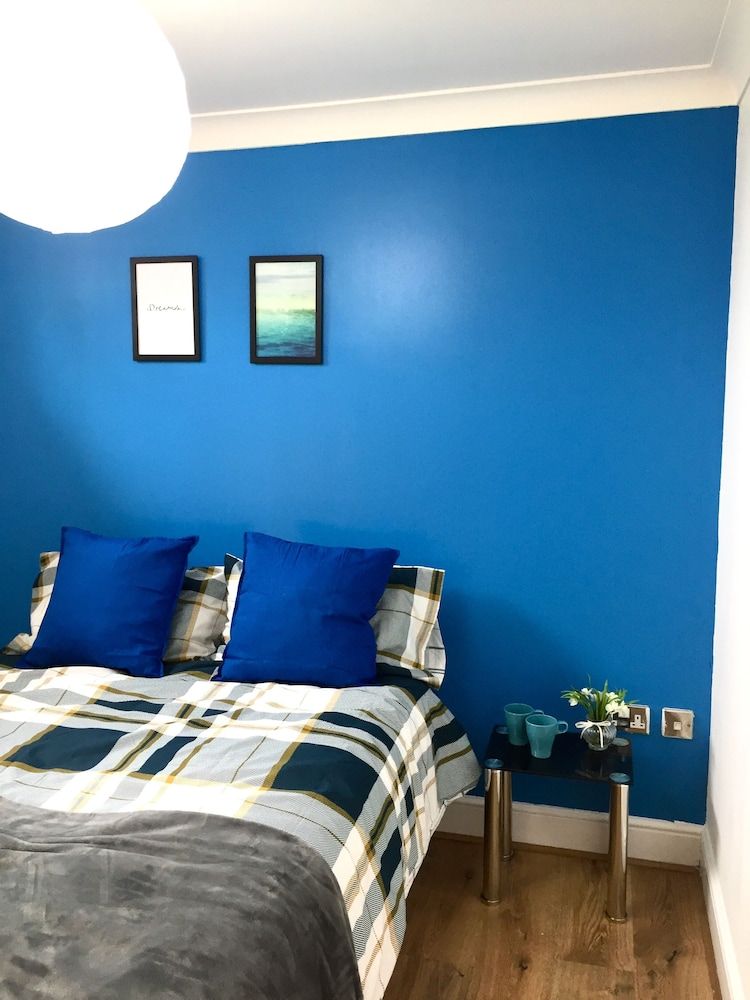Basic Apartment, 2 Double Beds, City View