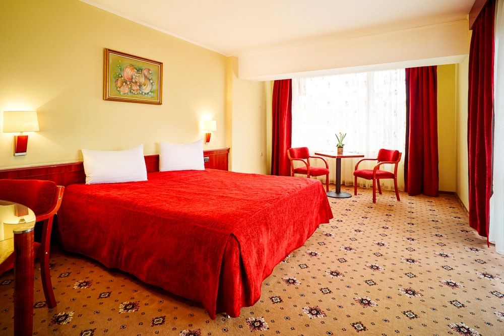 Hotel Caro Economy Double or Twin Room, Non Smoking 5