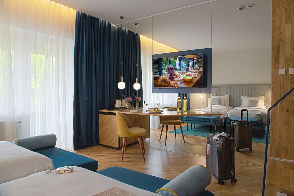 undefined Hotel Caro 3