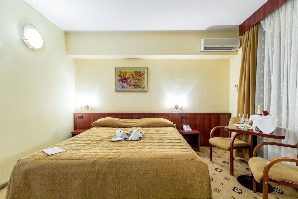 Hotel Caro Economy Double or Twin Room, Non Smoking