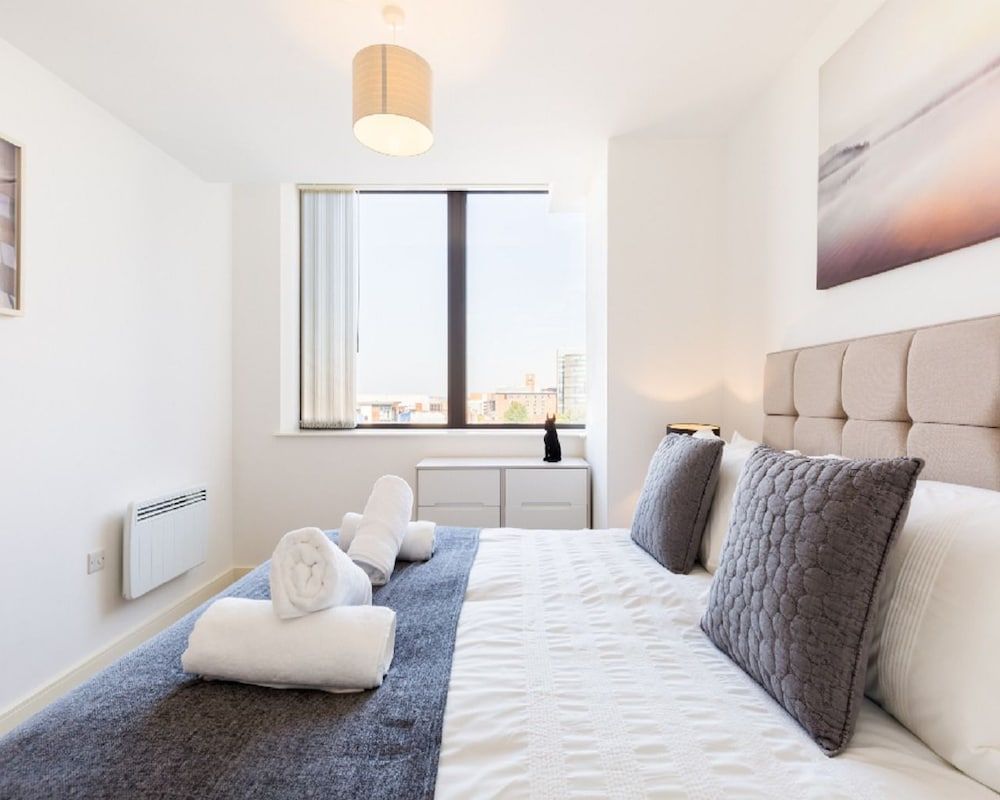 Luxury Apartment, Private Bathroom, City View (3rd Floor)