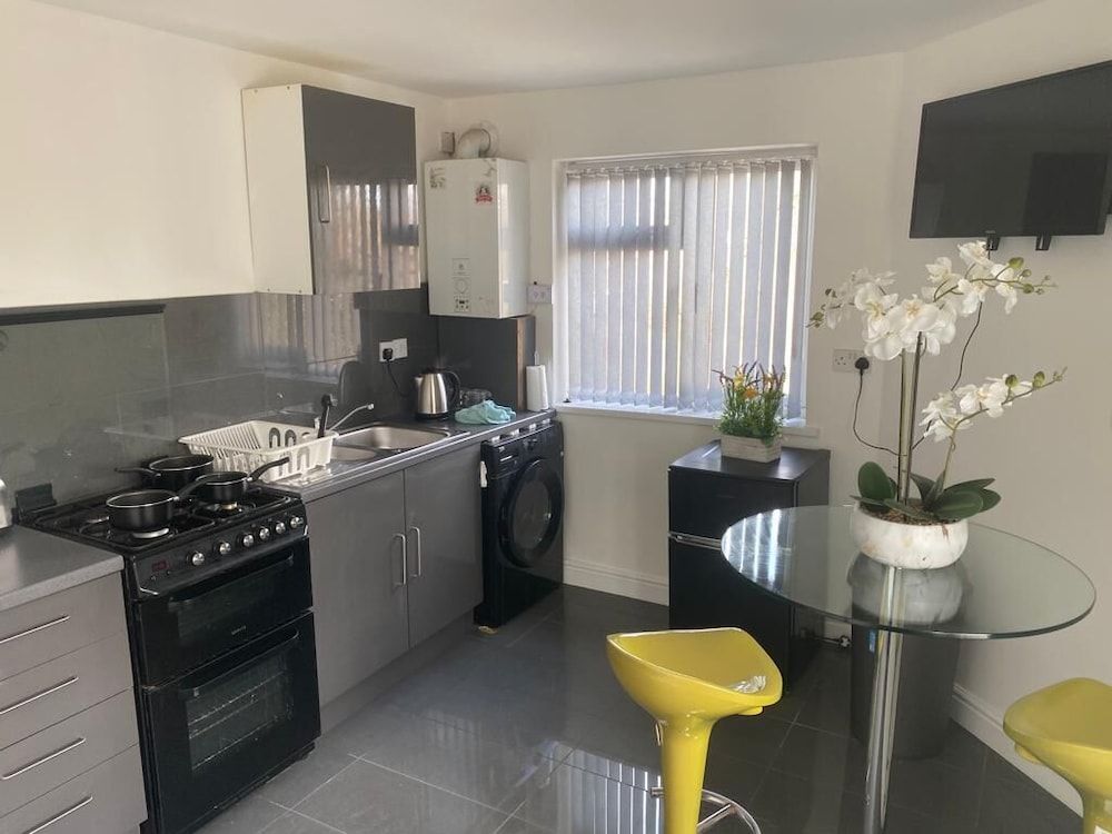 House (3 Bedrooms)
