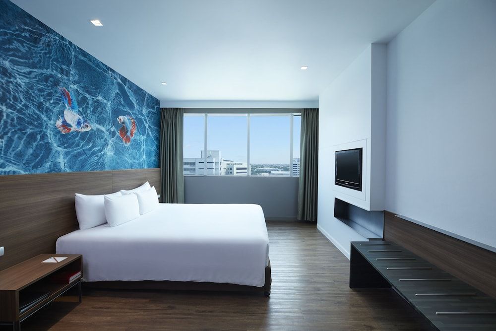 Superior Room, 1 King Bed