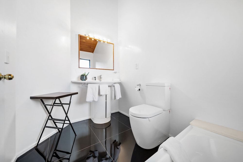 Balmoral Lodge Superior Double Room, 1 King Bed 5