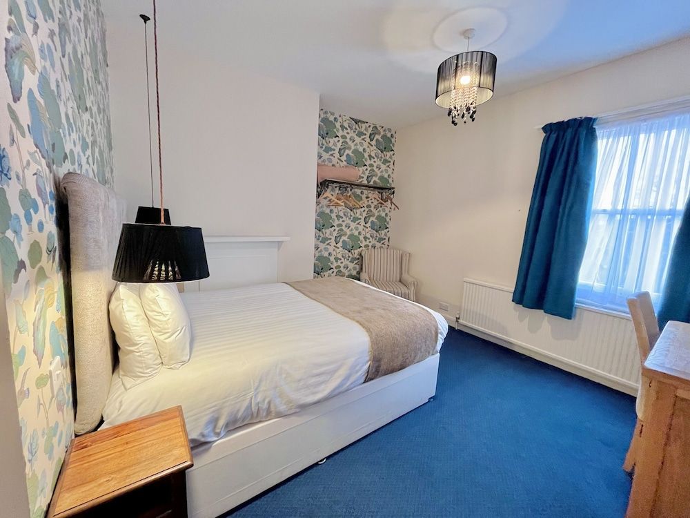 Blue Piano Standard Double Room