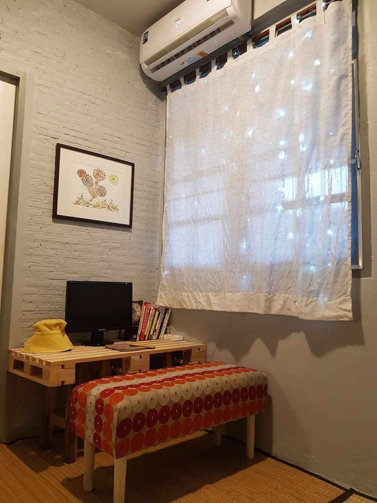 Nesuto Hostel & Cafe Ramkamhaeng 52 Polka Dot Room 4