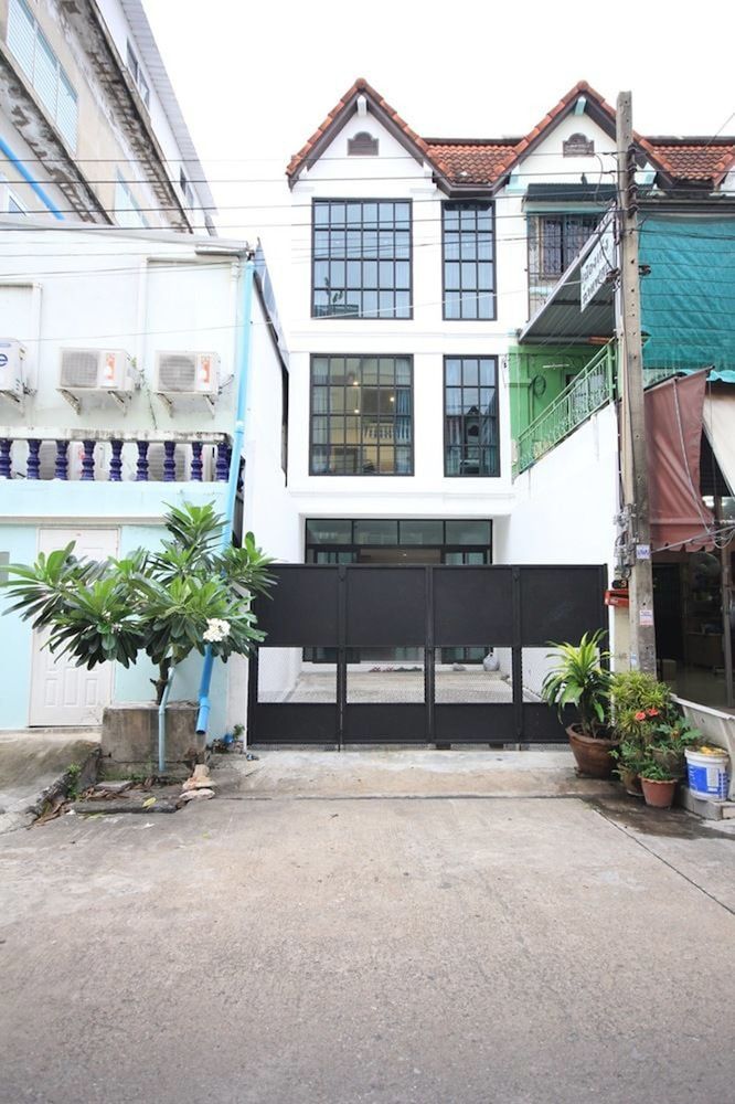 undefined L22 Hostel 2