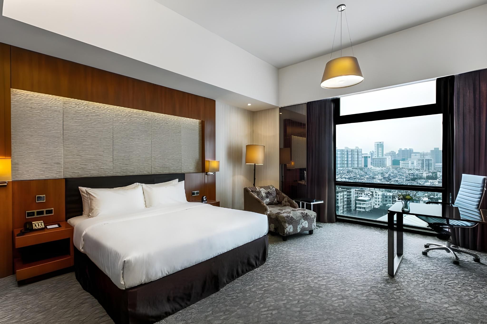 undefined Vanburgh Hotel 5