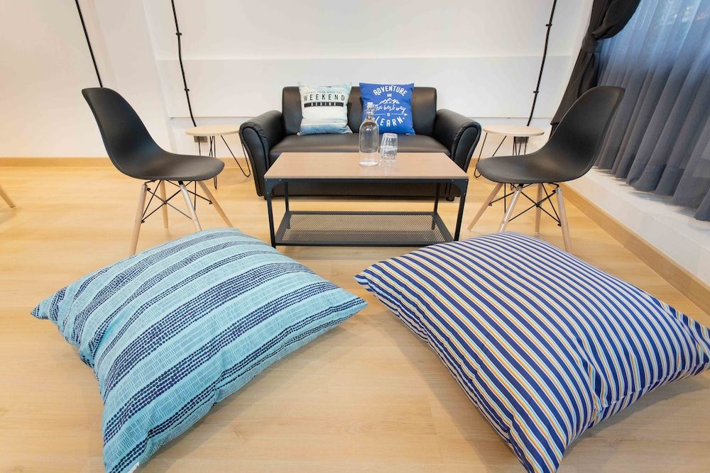 The House Pratunam Studio Twin Room With Balcony (No Elevator, 4 Stories Wing) 15