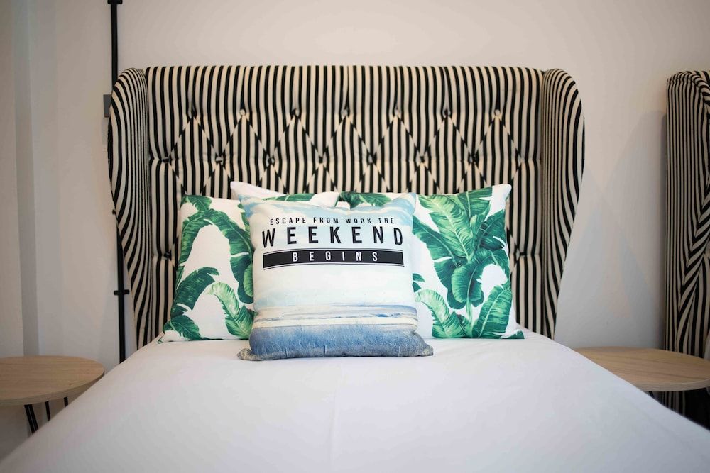 The House Pratunam Studio Twin Room With Balcony (No Elevator, 4 Stories Wing) 2