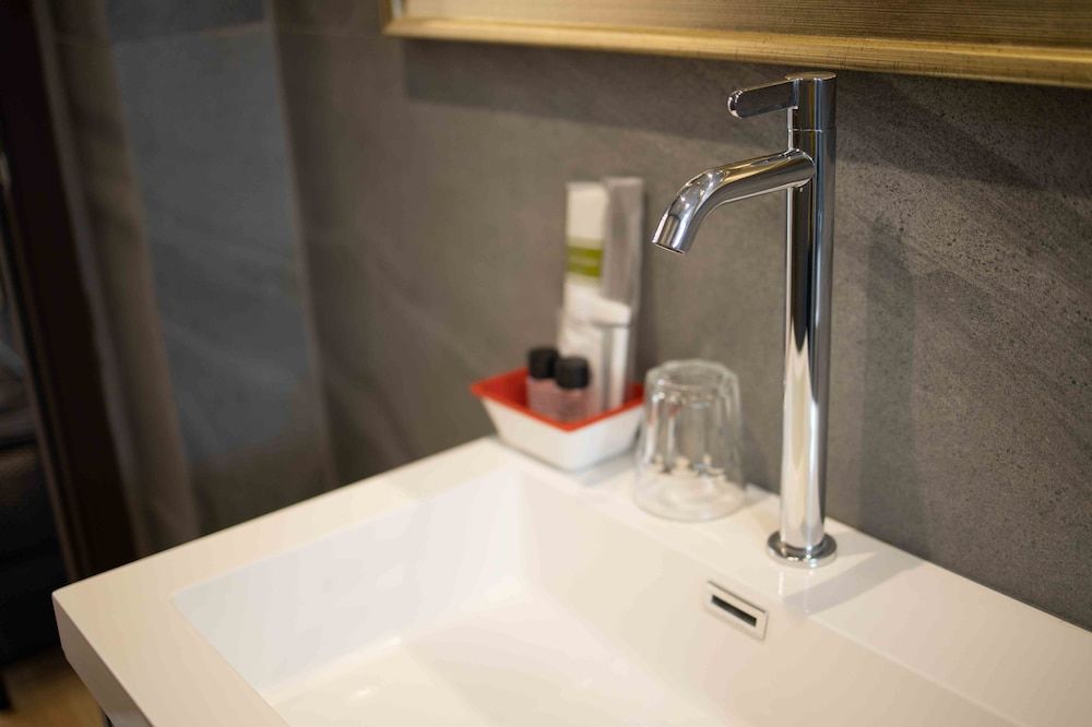 The House Pratunam Studio Twin Room With Balcony (No Elevator, 4 Stories Wing) 7