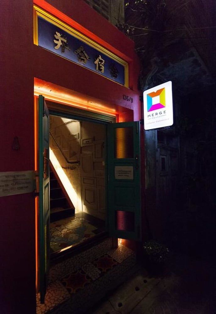 undefined Merge Hostel 8