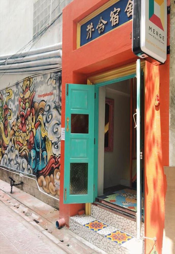 undefined Merge Hostel 7