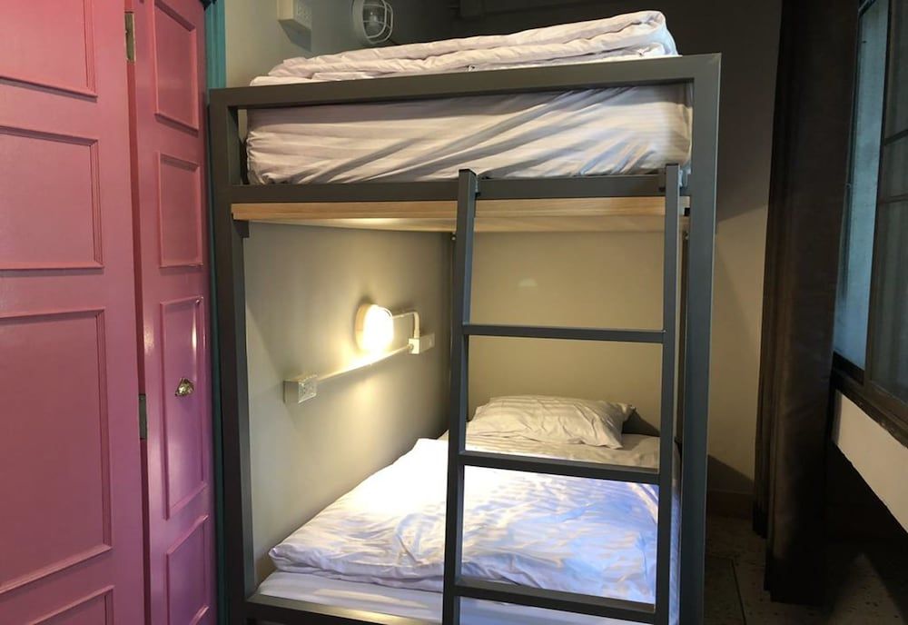 undefined Merge Hostel 4