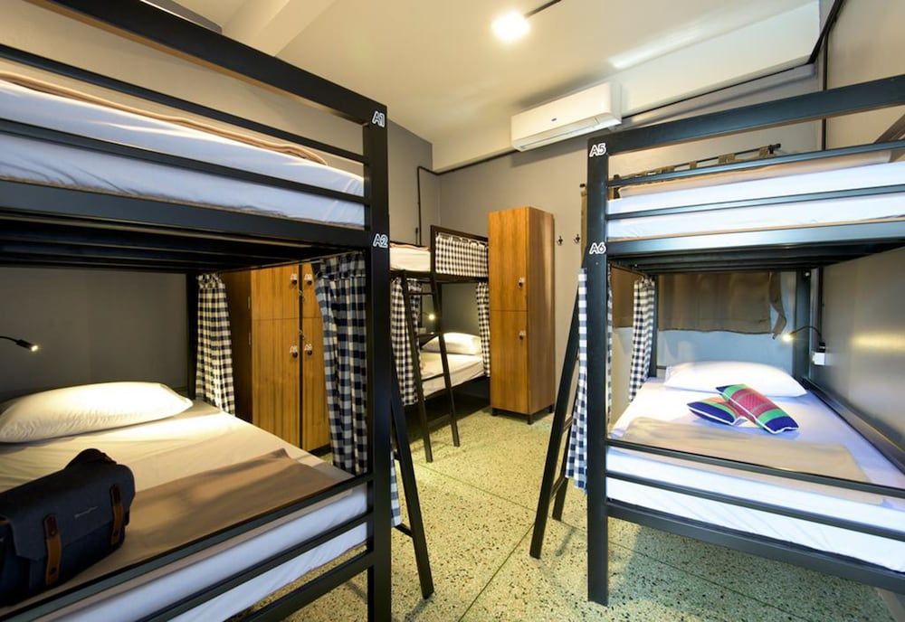 Arun Old Town Hostel 6-Bed Mixed Dormitory Shared Bathroom 2