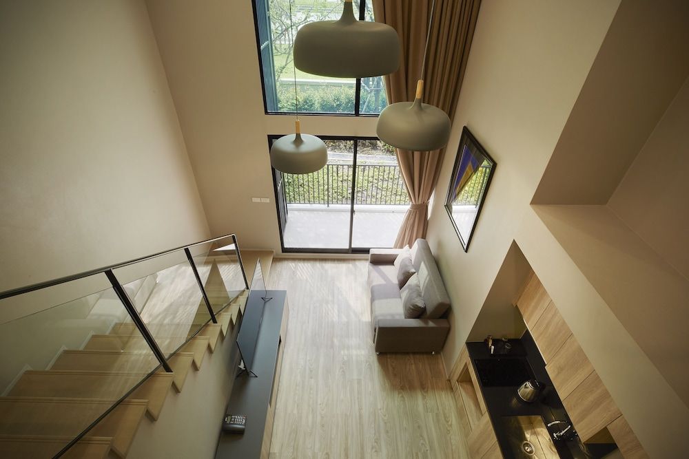 undefined Floral · Blossom Sathorn Hospitality Bangkok 6