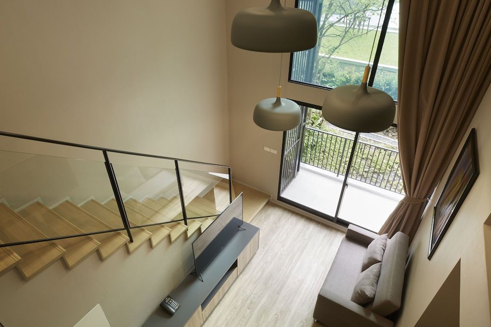 undefined Floral · Blossom Sathorn Hospitality Bangkok 5