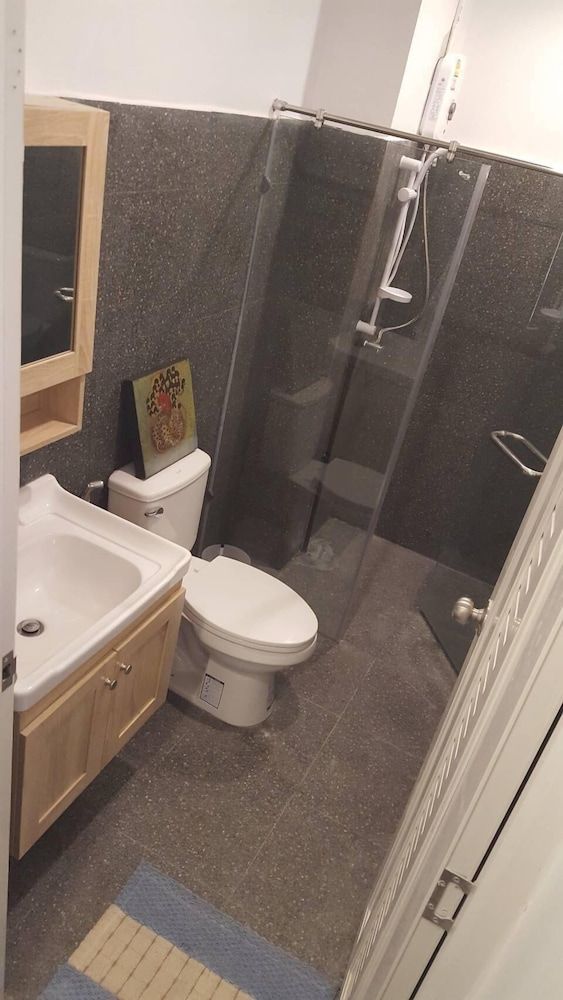 Aunny House Standard Townhome, 1 Queen Bed, Non Smoking, Shared Bathroom 14