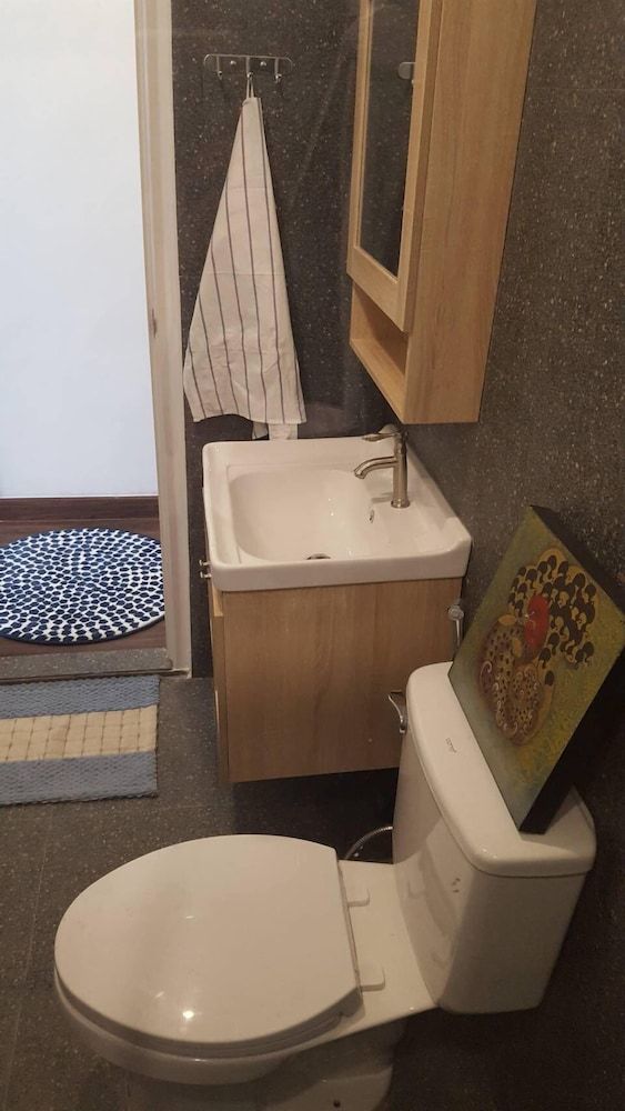 Aunny House Standard Townhome, 1 Queen Bed, Non Smoking, Shared Bathroom 17